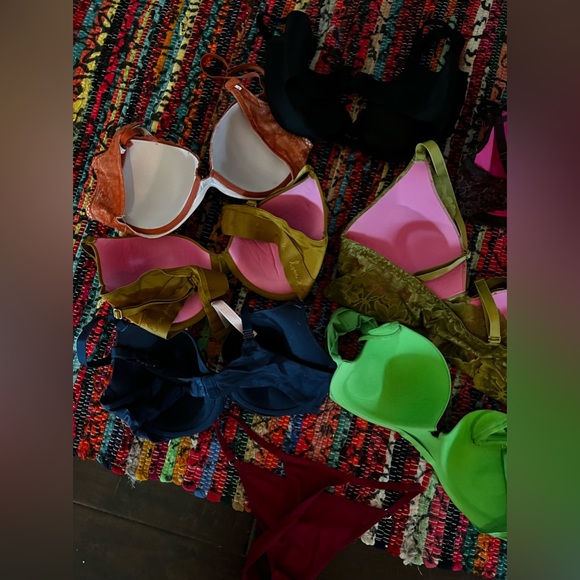 💜 VICTORIAS SECRET EUC PADDED PUSH-UP BRA PANTIES LOT OF 8 36D LARGE XL - Picture 5 of 8